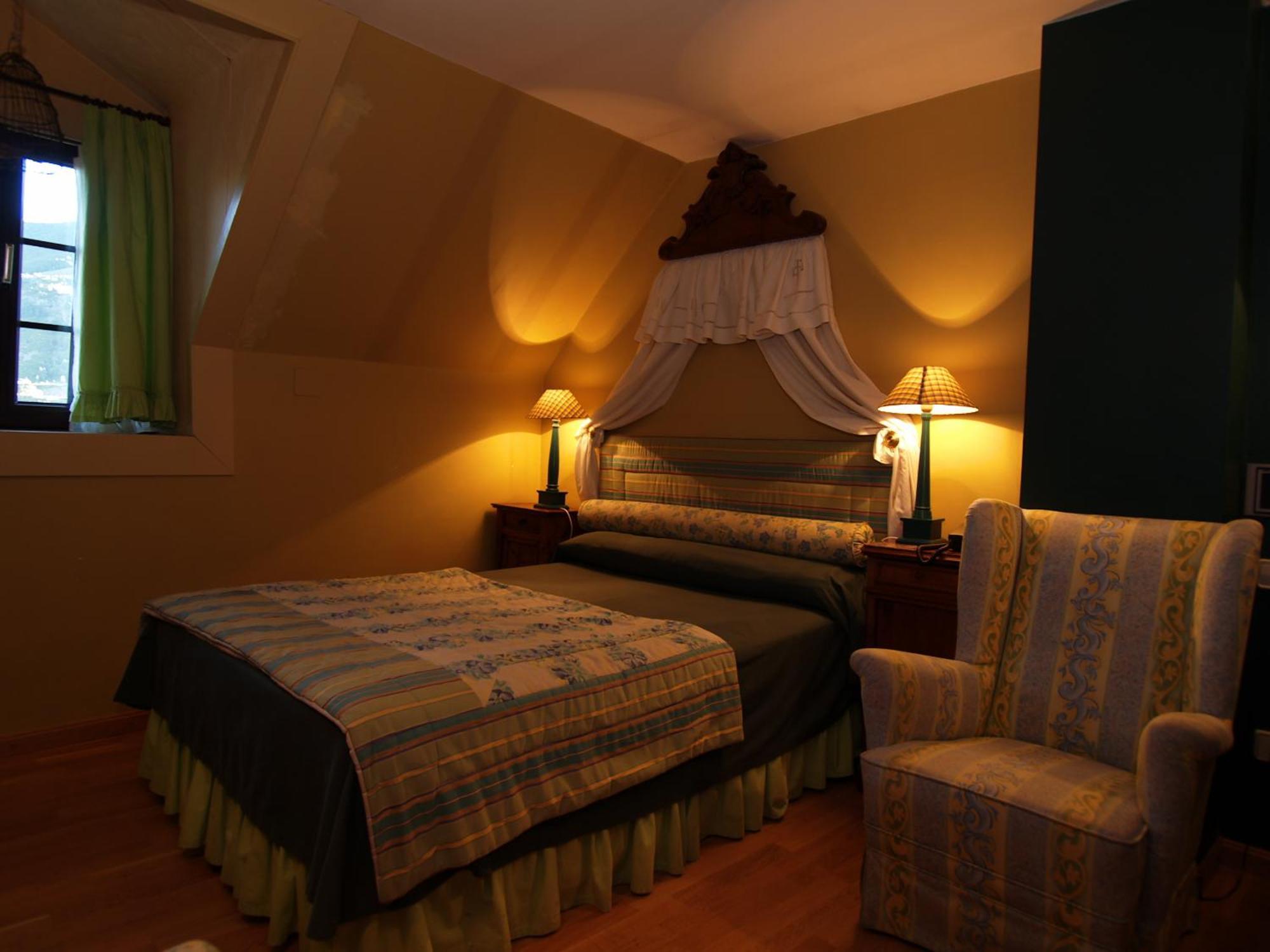 Hotel Almud Sallent De Gallego Room photo